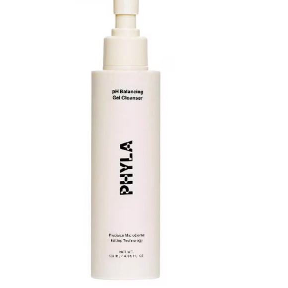 Phyla Dermatologist Made Face Wash ~ Sephora NIB $30 - Picture 1 of 5